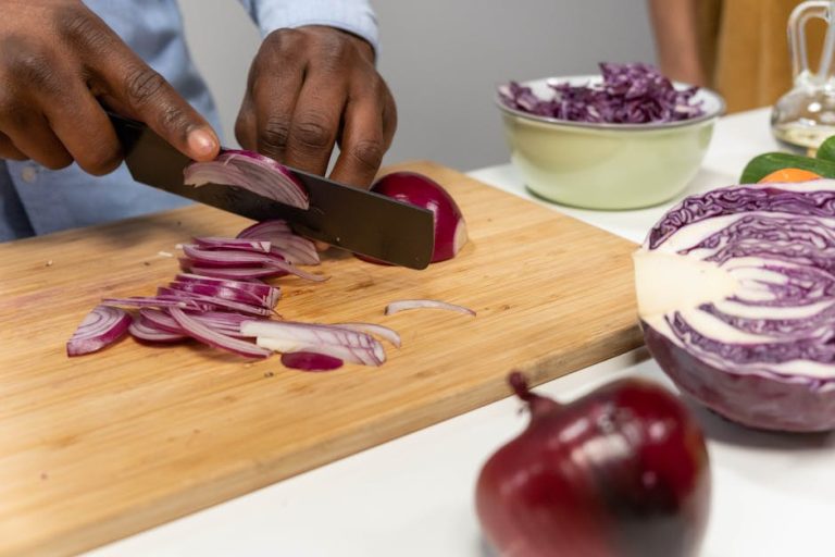 How to chop an onion without crying