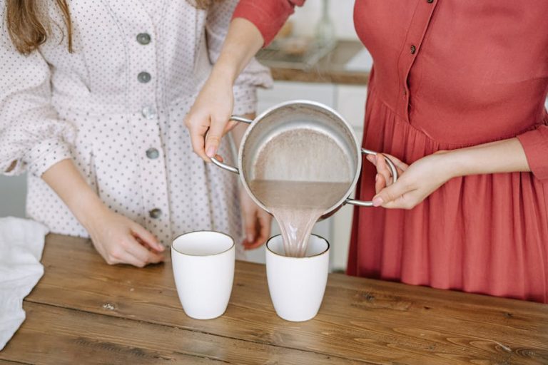 How to make homemade hot chocolate