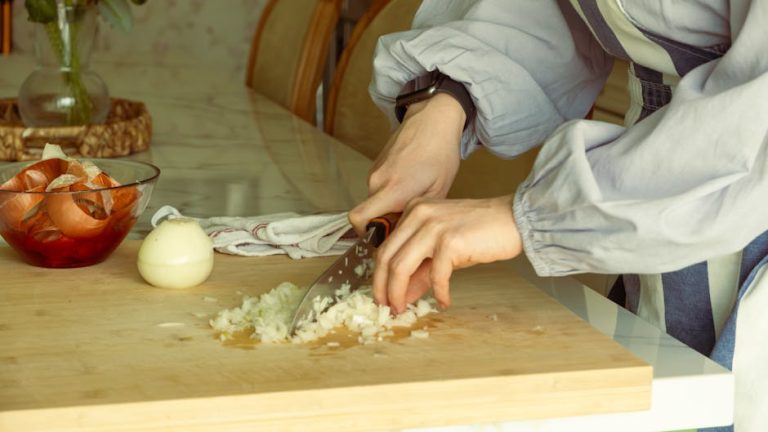 How to practice knife skills safely at home