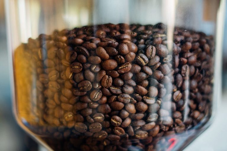 How to store coffee beans to keep them fresh