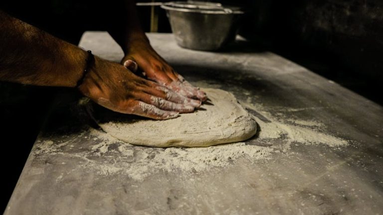 How to make homemade pizza dough