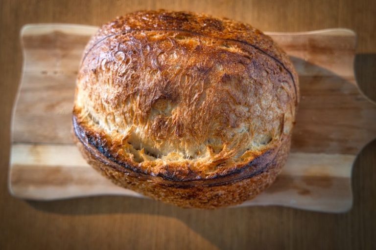 How to make artisan sourdough bread